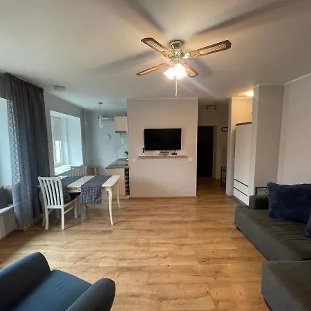 Center Apartment- Kesklinna Suvituskorter Parnu